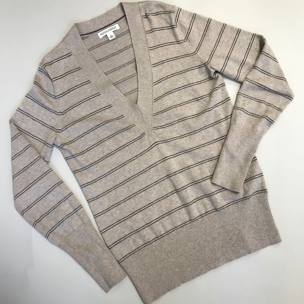 Banana Republic: silk, cotton,cashmere Sweater